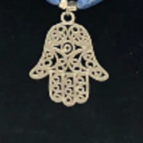 Blue Hand Design Pendant Necklace and Earrings Set - Picture 4 of 5